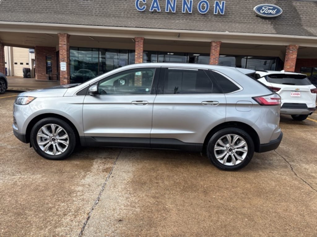 Used 2024 Ford Edge Titanium SUV