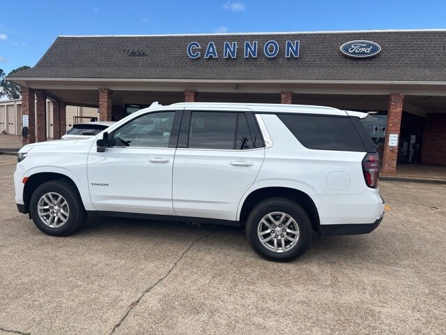 2023 Chevrolet Tahoe LT photo 3