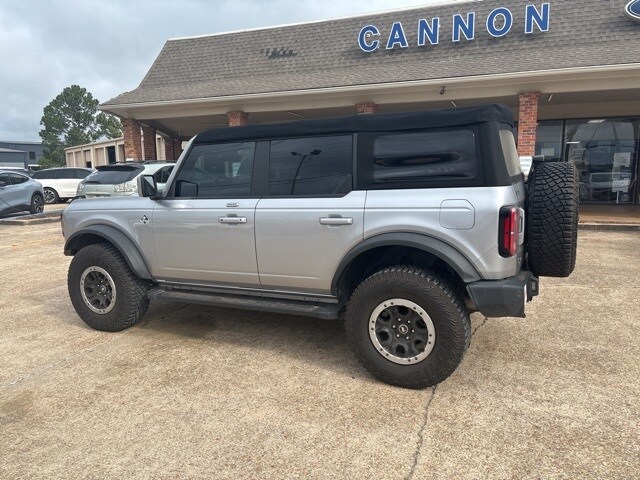 2022 Ford Bronco Outer Banks photo 3