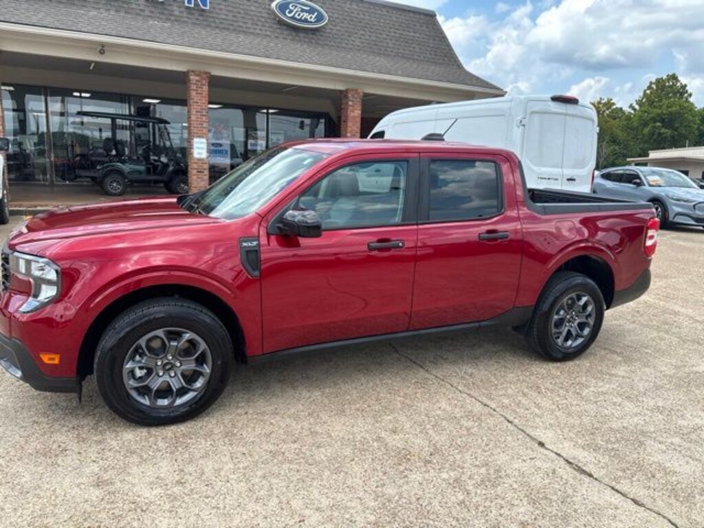 Used 2025 Ford Maverick XLT Truck SuperCrew