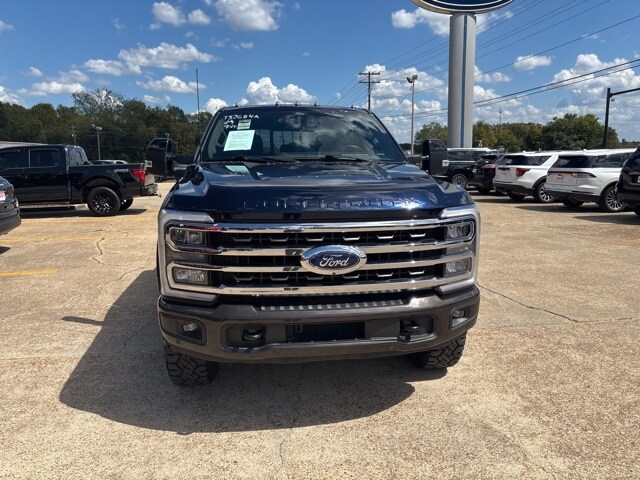 2024 Ford F-350 King Ranch photo 3