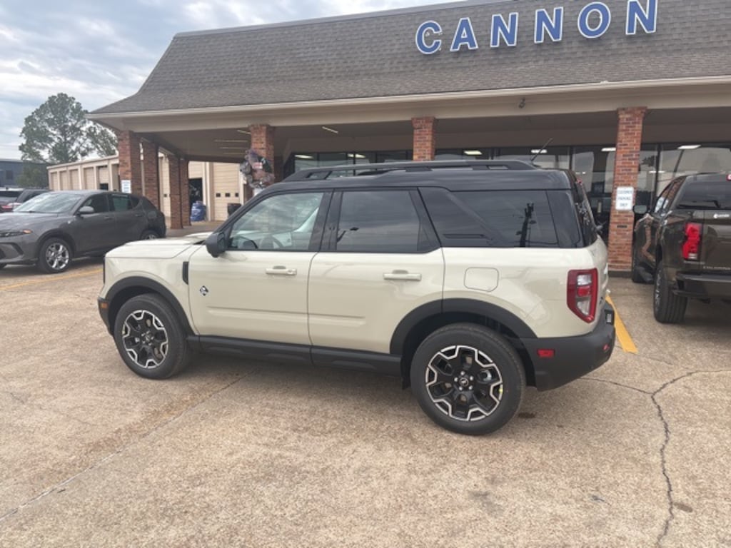 New 2025 Ford Bronco Sport Outer Banks SUV