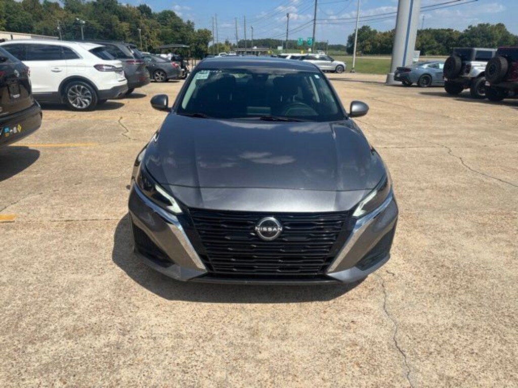 Certified 2023 Nissan Altima 2.5 SV Sedan