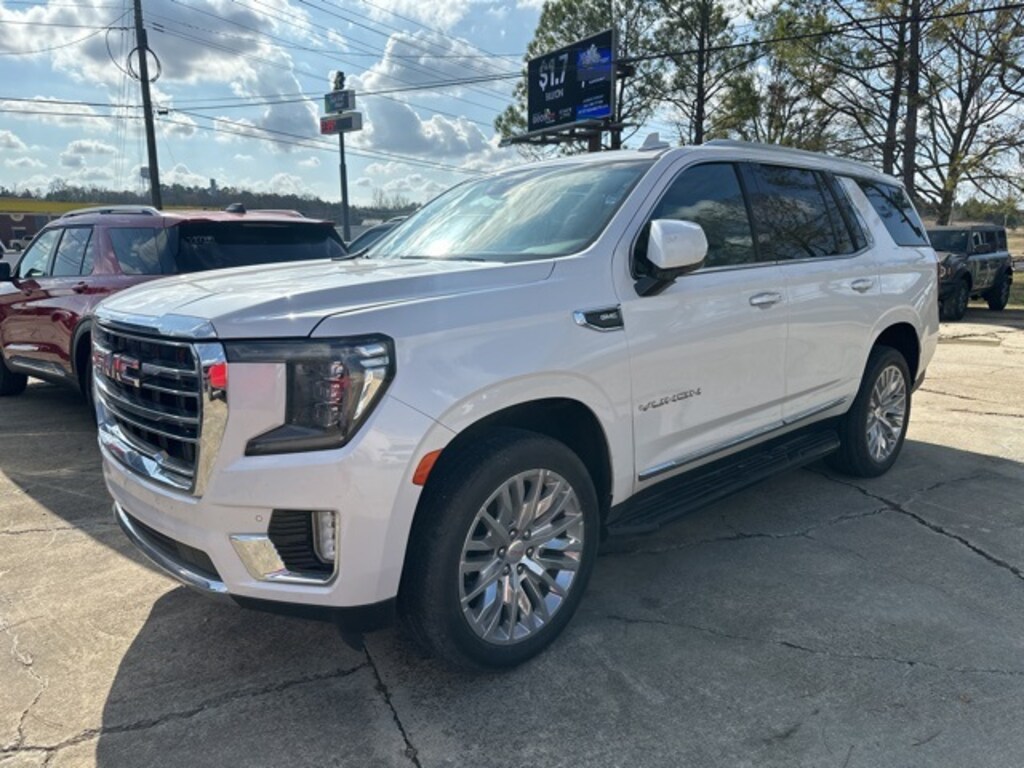 Used 2023 GMC Yukon SLT SUV