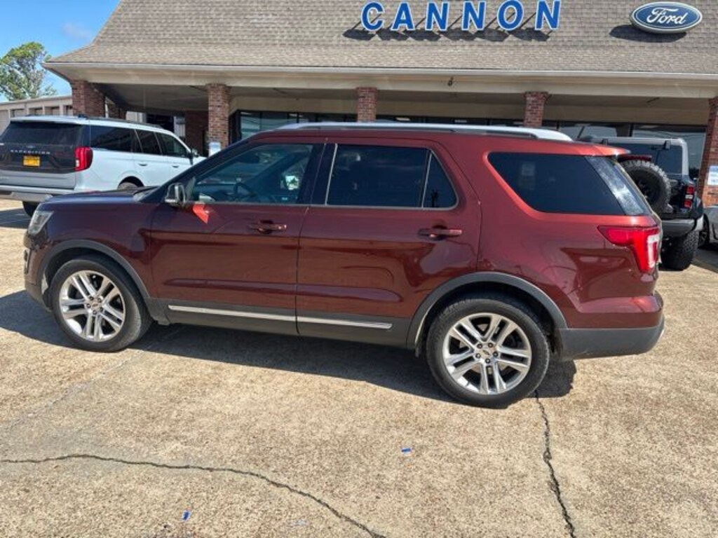 Used 2016 Ford Explorer XLT SUV