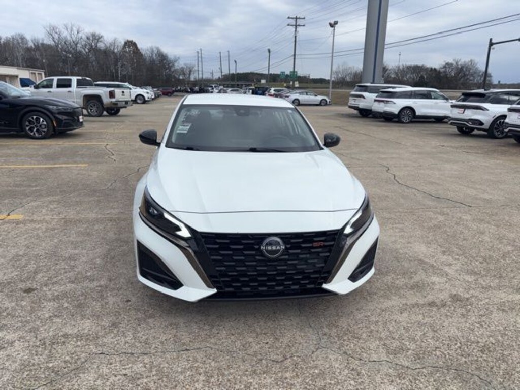 Certified 2024 Nissan Altima 2.5 SR Sedan