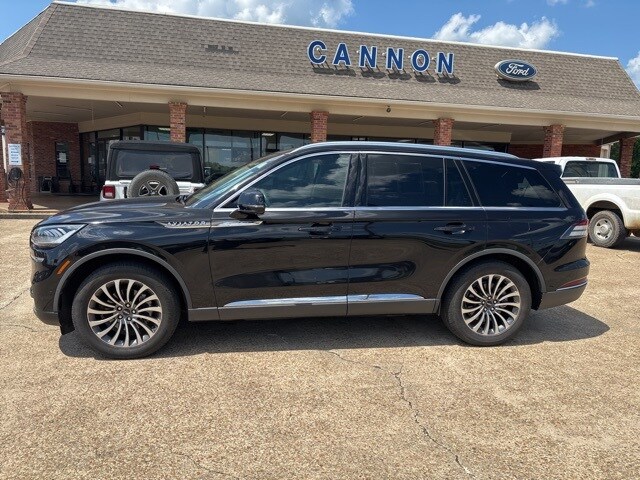 2020 Lincoln Aviator Reserve photo 2