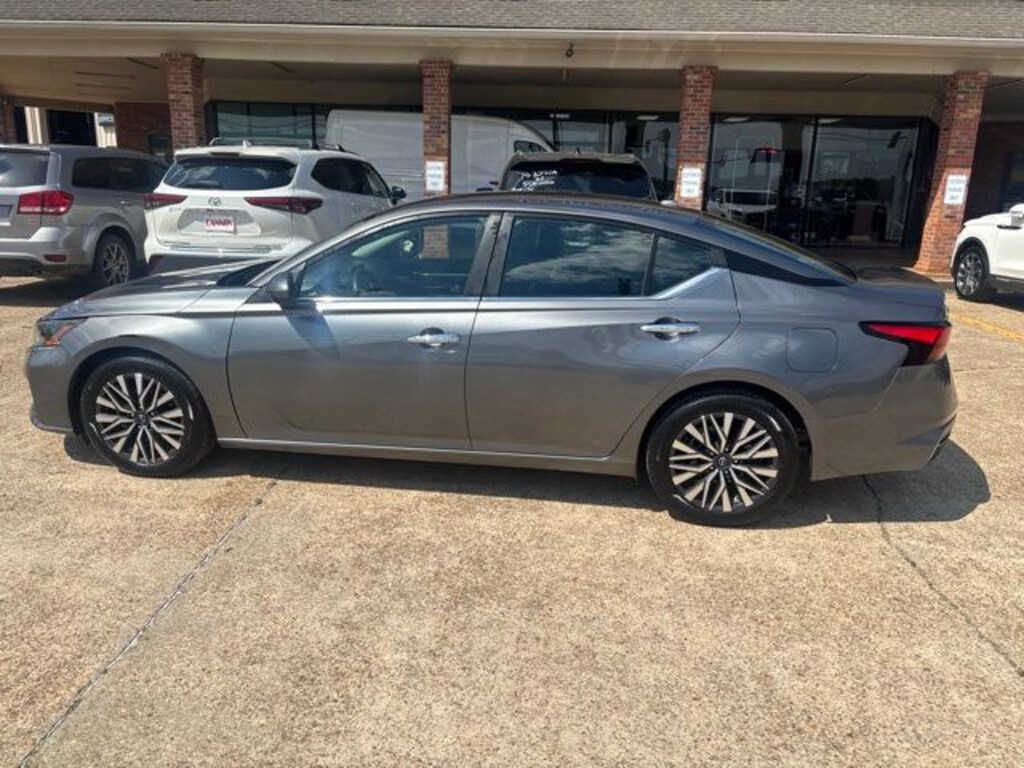 Certified 2023 Nissan Altima 2.5 SV Sedan