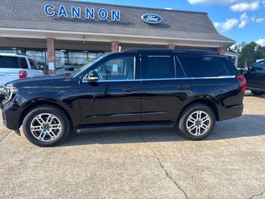 Certified 2025 Ford Expedition Active SUV
