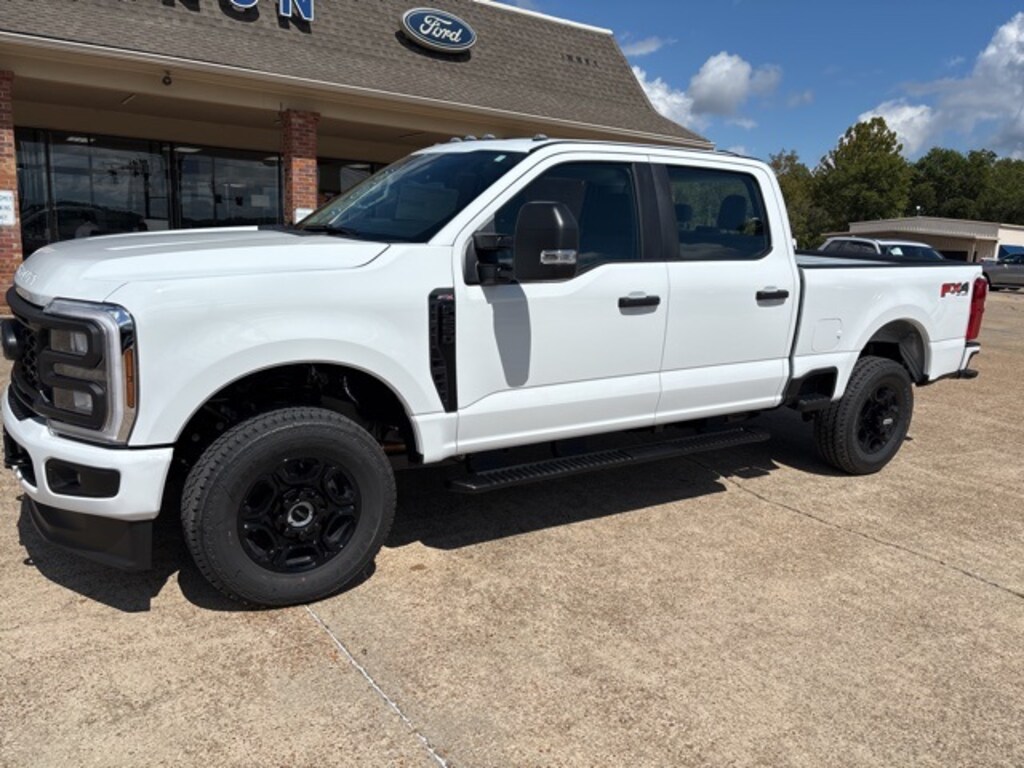 New 2026 Ford F-250 Truck Crew Cab