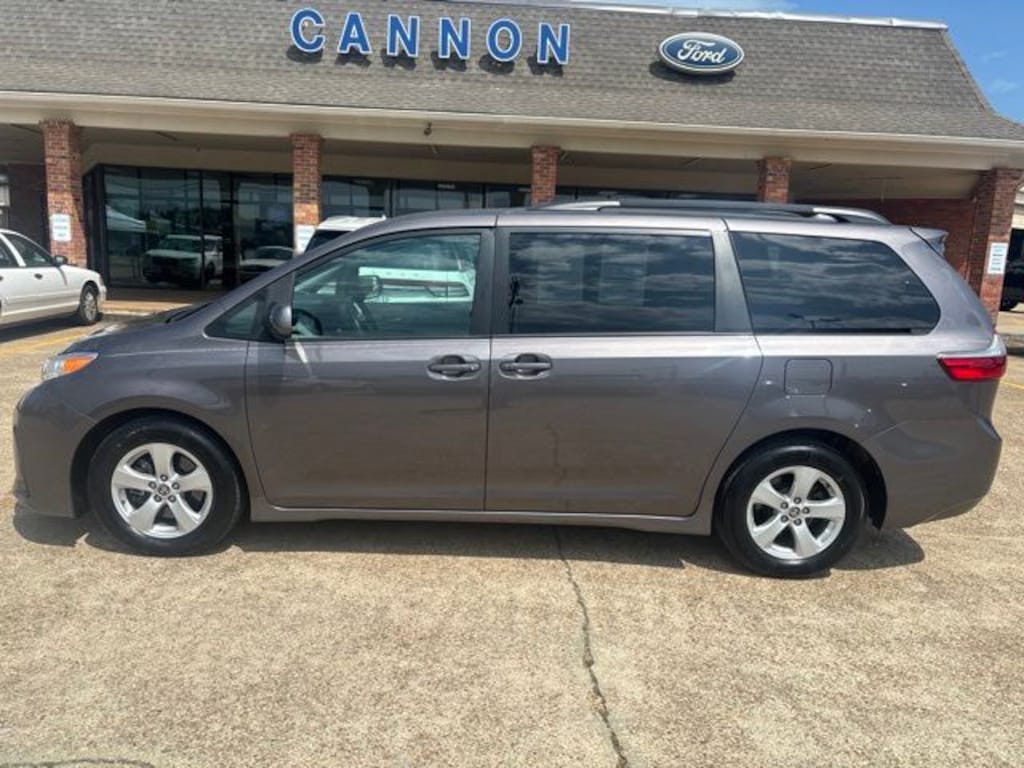 Certified 2020 Toyota Sienna LE 8 Passenger Van