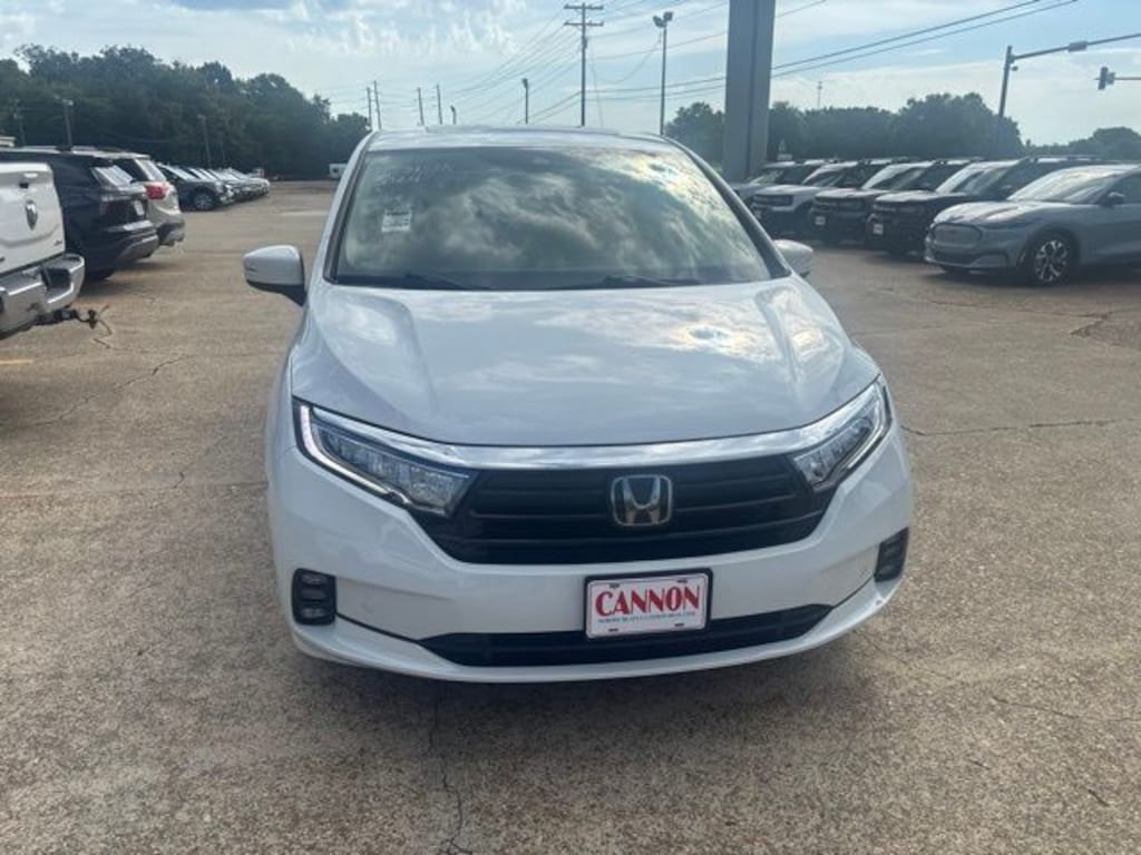 Certified 2024 Honda Odyssey Touring Van