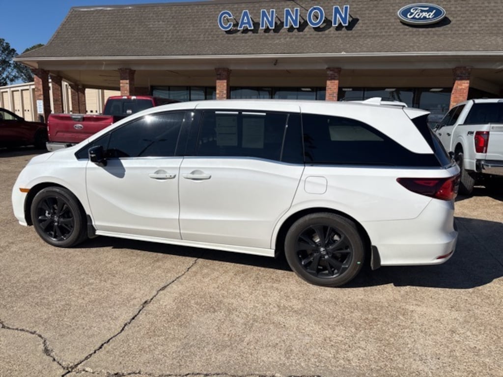 Used 2024 Honda Odyssey Sport Van