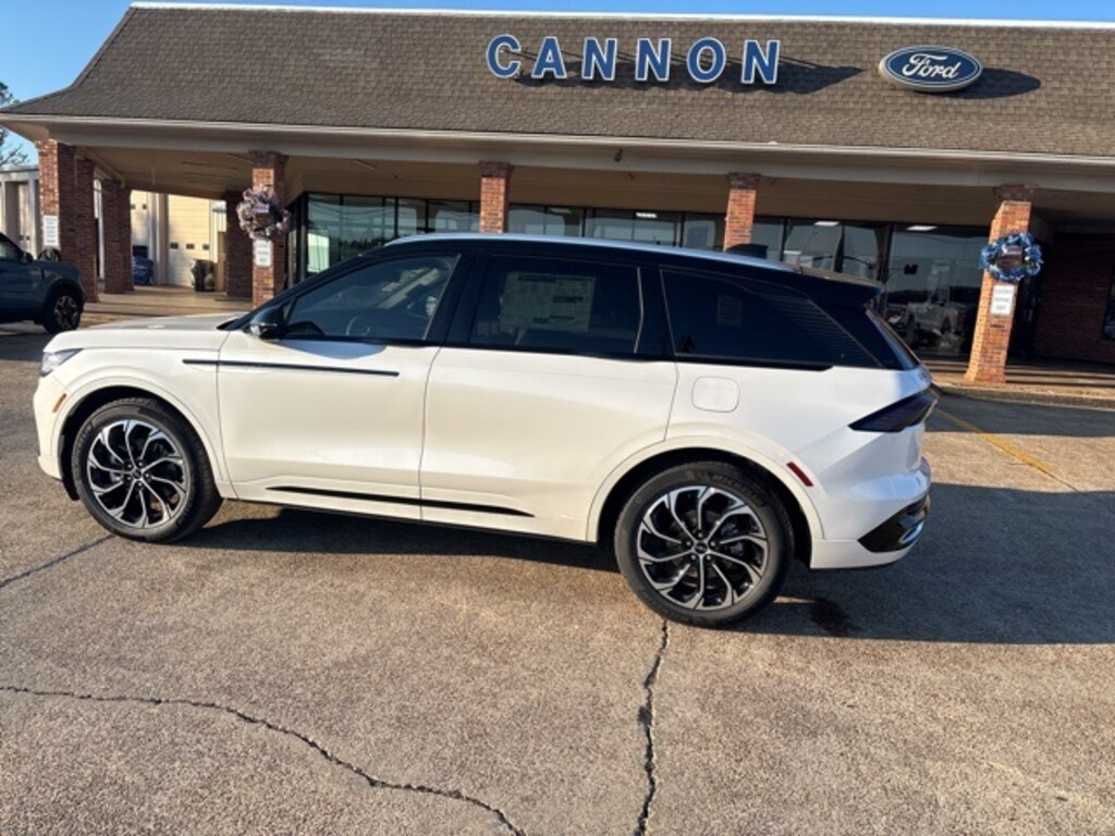 New 2026 Lincoln Nautilus Reserve SUV