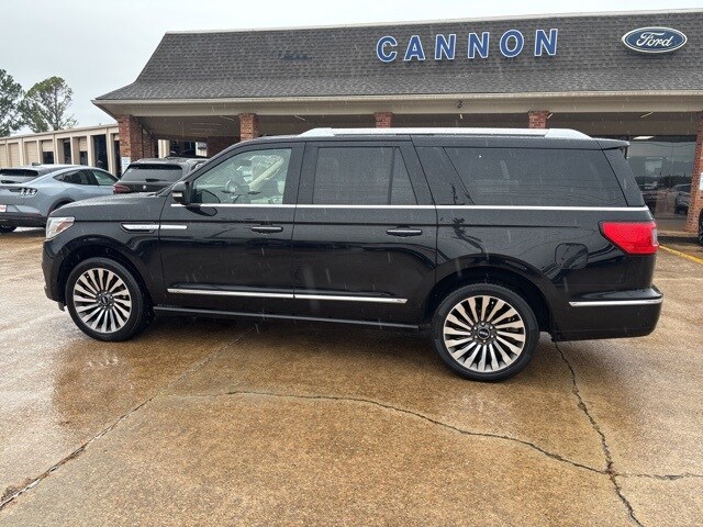 2020 Lincoln Navigator L Reserve photo 2