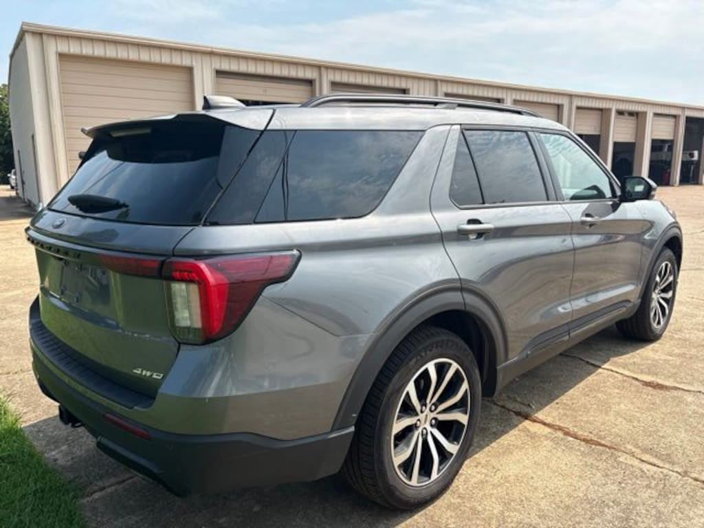 Certified 2025 Ford Explorer ST-Line SUV
