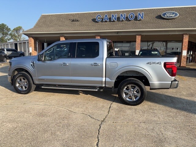 2024 Ford F-150 XLT photo 3