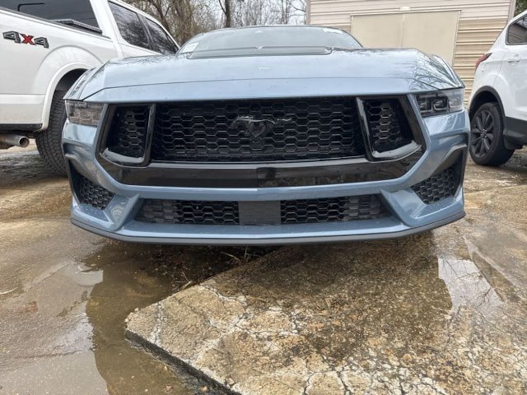 Used 2025 Ford Mustang Coupe