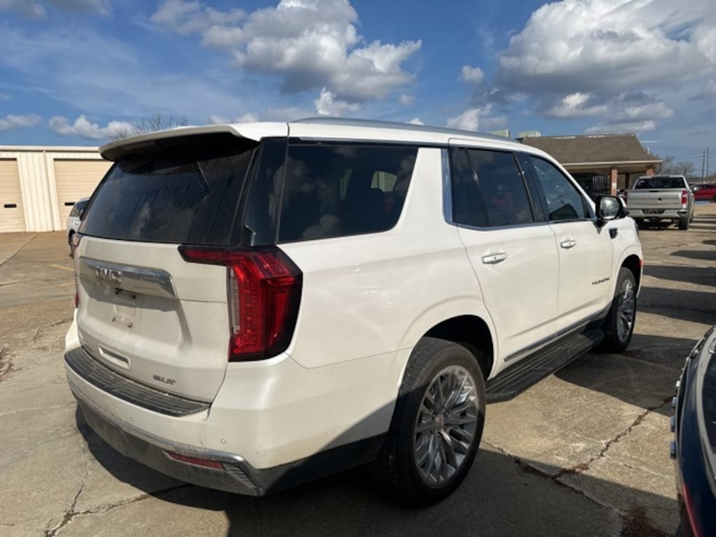 Used 2023 GMC Yukon SLT SUV