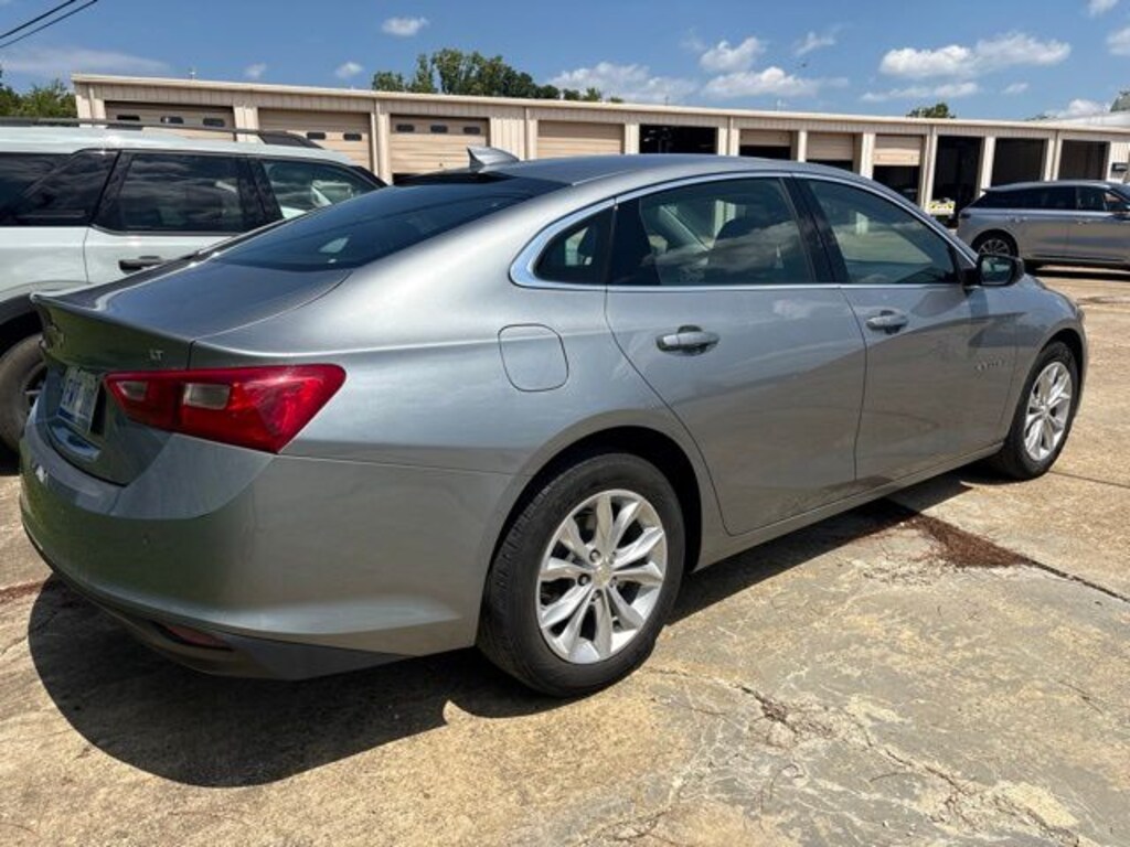Used 2025 Chevrolet Malibu 1LT Sedan