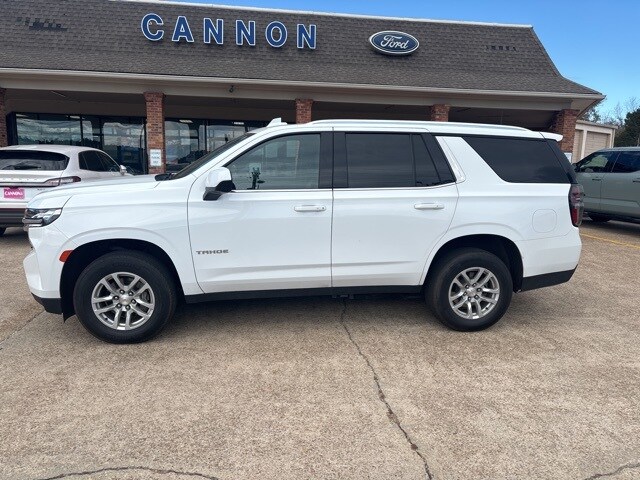 2023 Chevrolet Tahoe LT photo 2