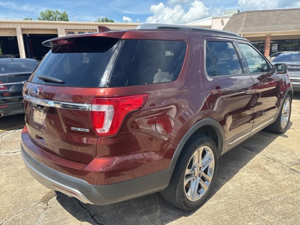 Used 2016 Ford Explorer XLT SUV