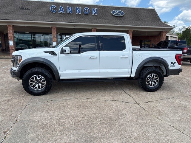 2023 Ford F-150 Raptor photo 2
