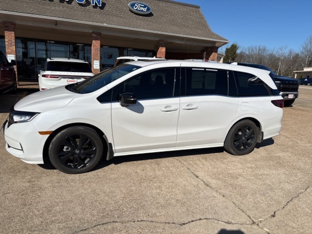Used 2024 Honda Odyssey Sport Van