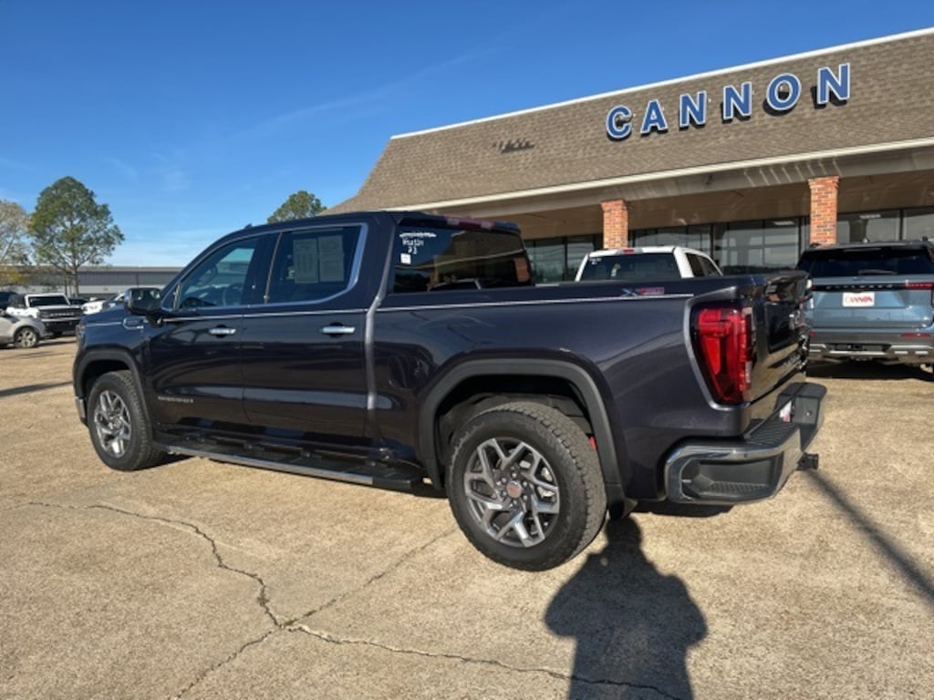 Used 2023 GMC Sierra 1500 SLT Truck Crew Cab