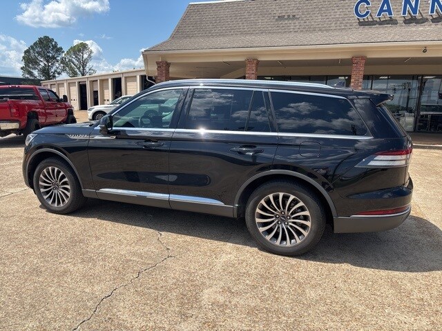 2020 Lincoln Aviator Reserve photo 3