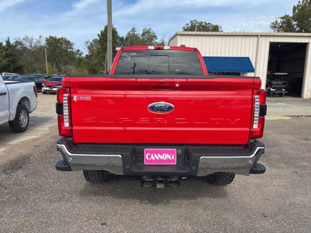 Used 2024 Ford F-250  Truck Crew Cab