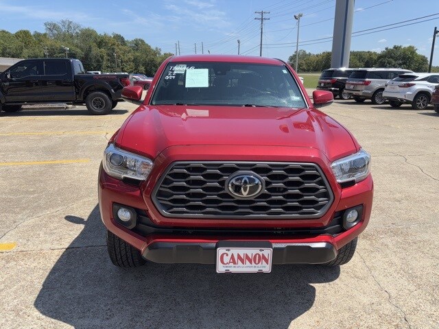 2022 Toyota Tacoma SR5 photo 4