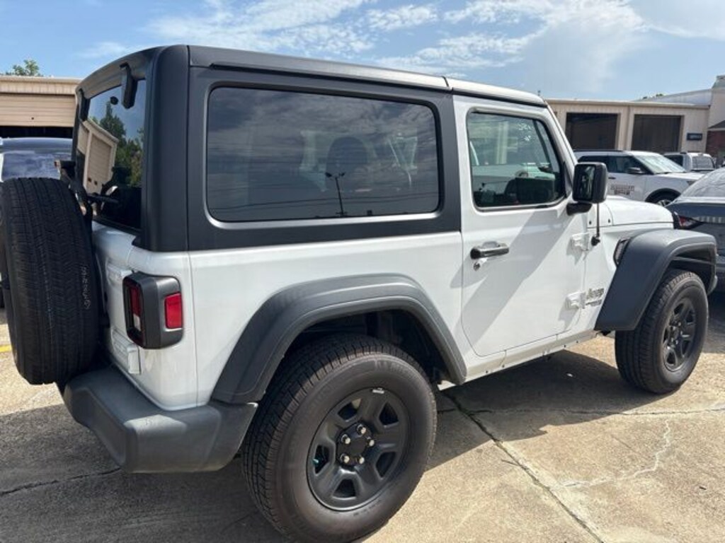 Used 2018 Jeep Wrangler Sport 4x4 SUV