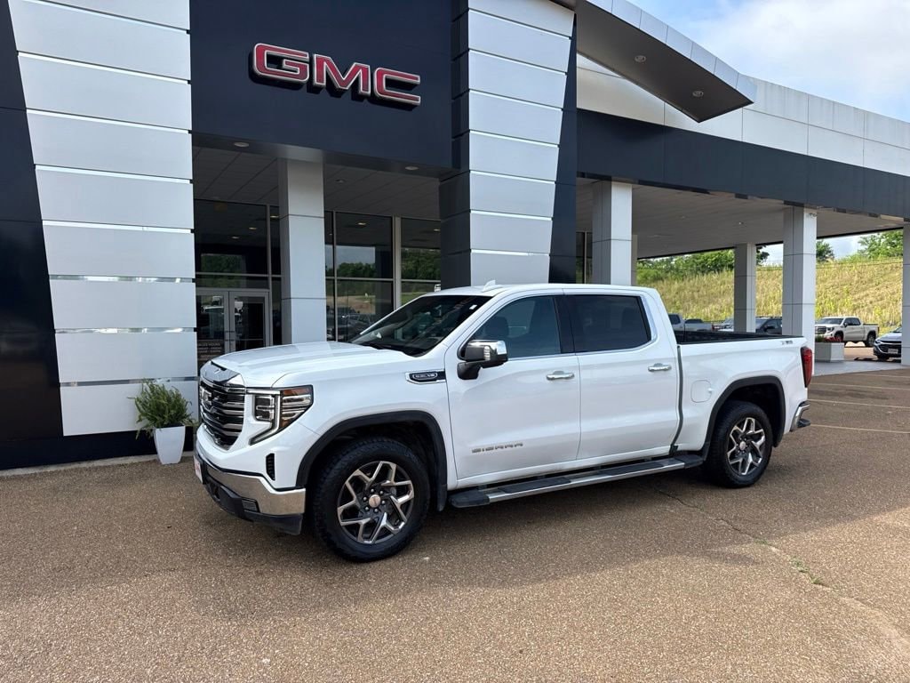 Used 2025 GMC Sierra 1500 SLT Truck