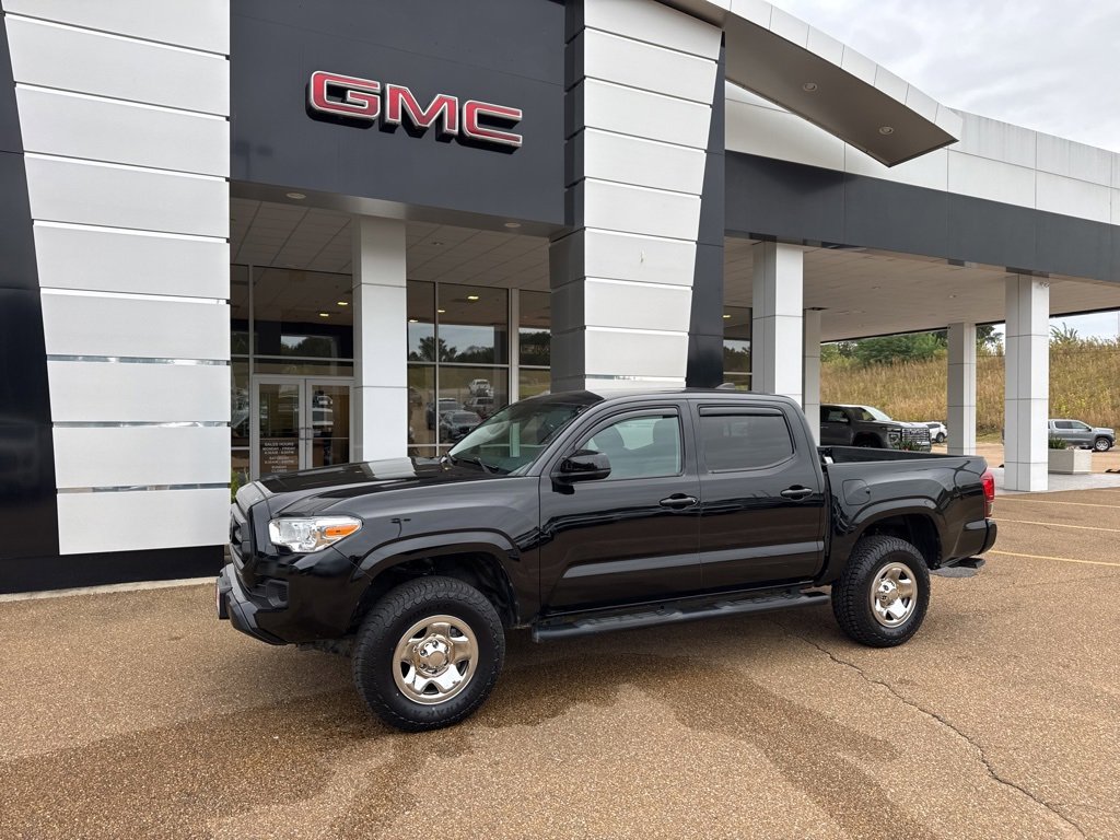 2023 Toyota Tacoma SR's photo