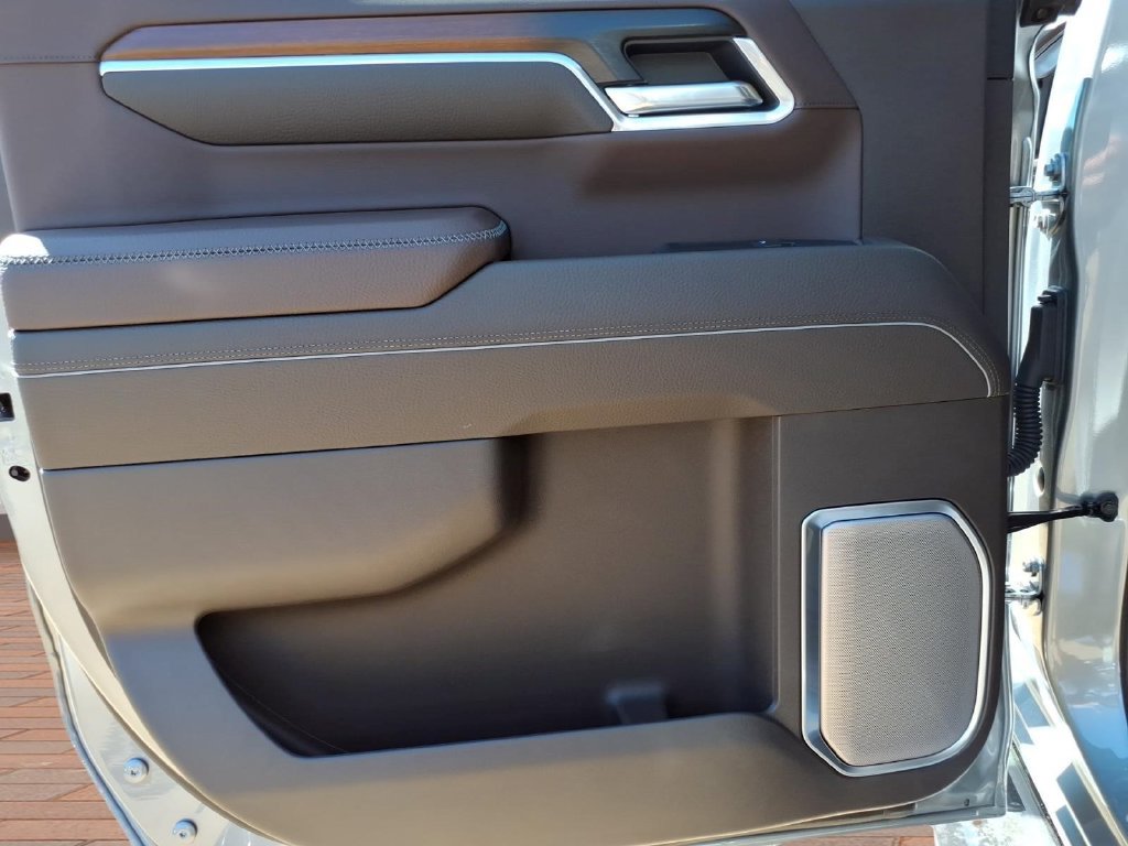 2026 GMC Sierra 1500 Denali - Photo 9