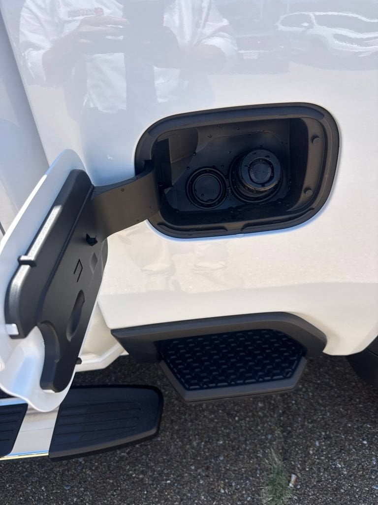 2026 GMC Sierra 2500HD Denali - Photo 42