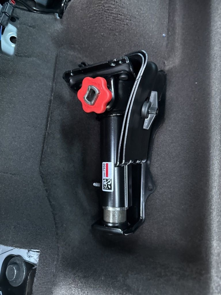 2026 GMC Sierra 1500 SLT - Photo 57