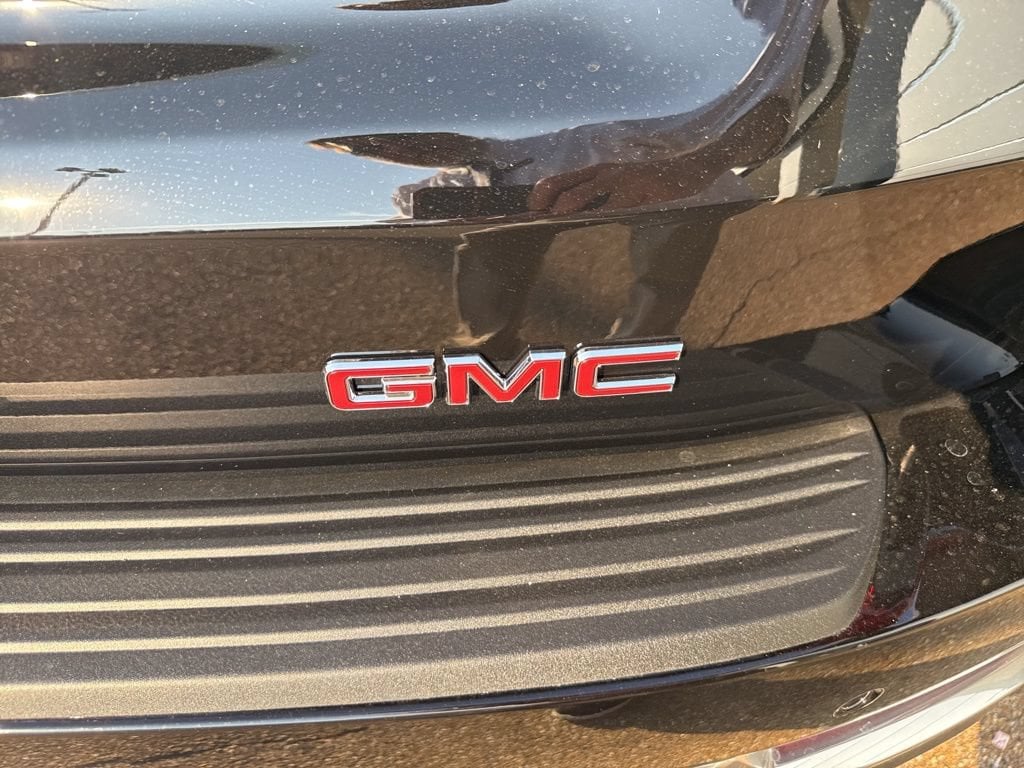 2026 GMC Yukon XL Denali - Photo 34