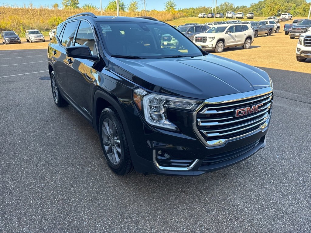 2024 Gmc Terrain SLT photo 2