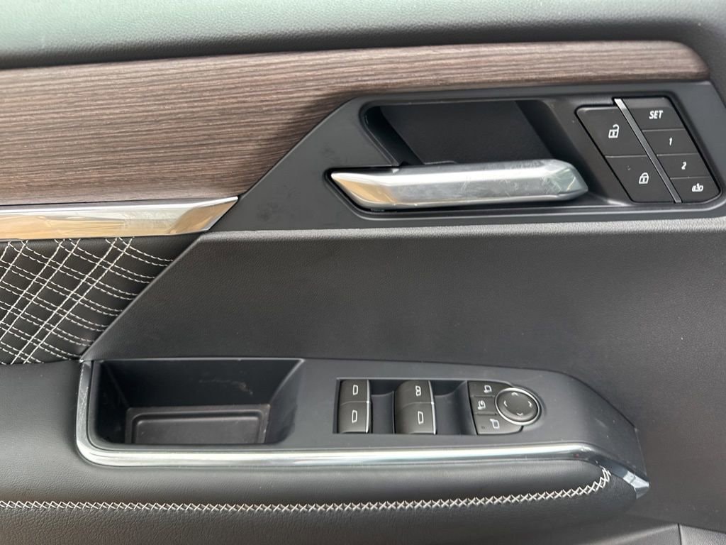 2026 GMC Acadia Denali - Photo 19