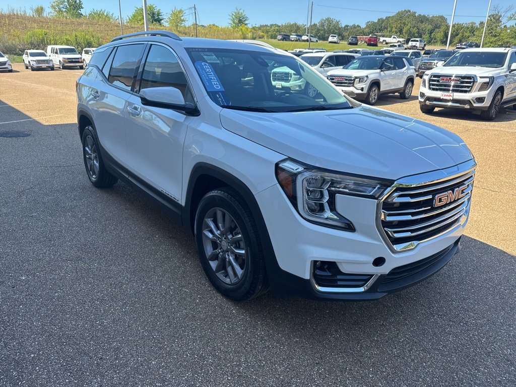 2024 Gmc Terrain SLT photo 2