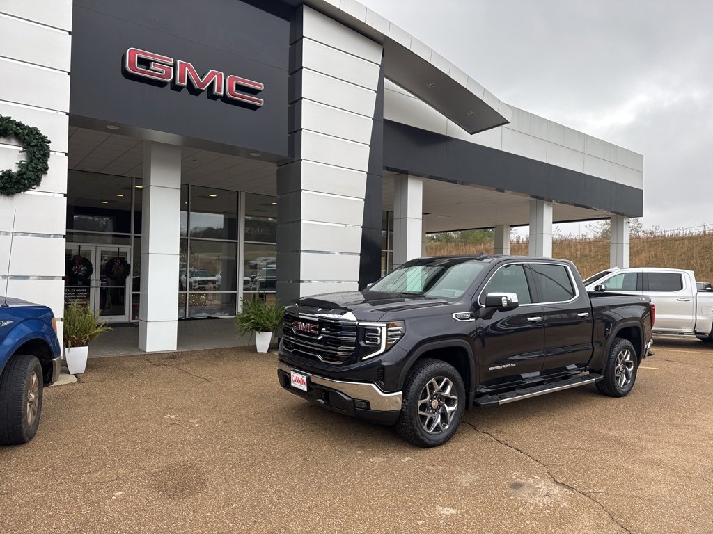 2026 GMC Sierra 1500 SLT's photo