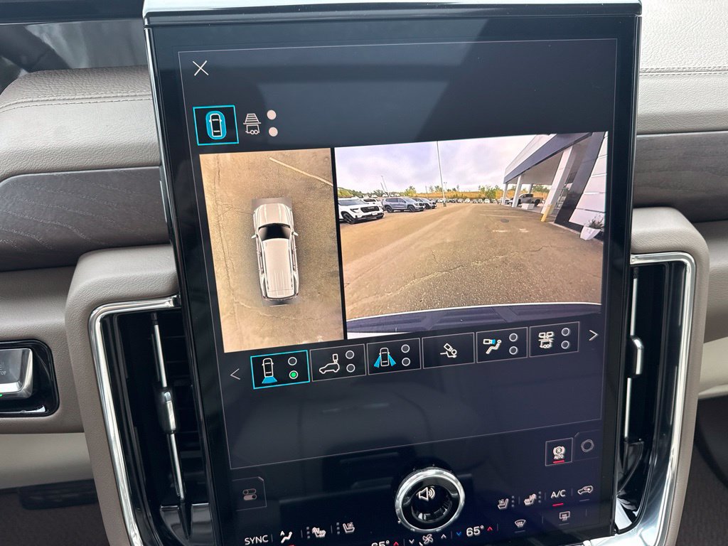 2027 GMC Yukon Denali - Photo 44