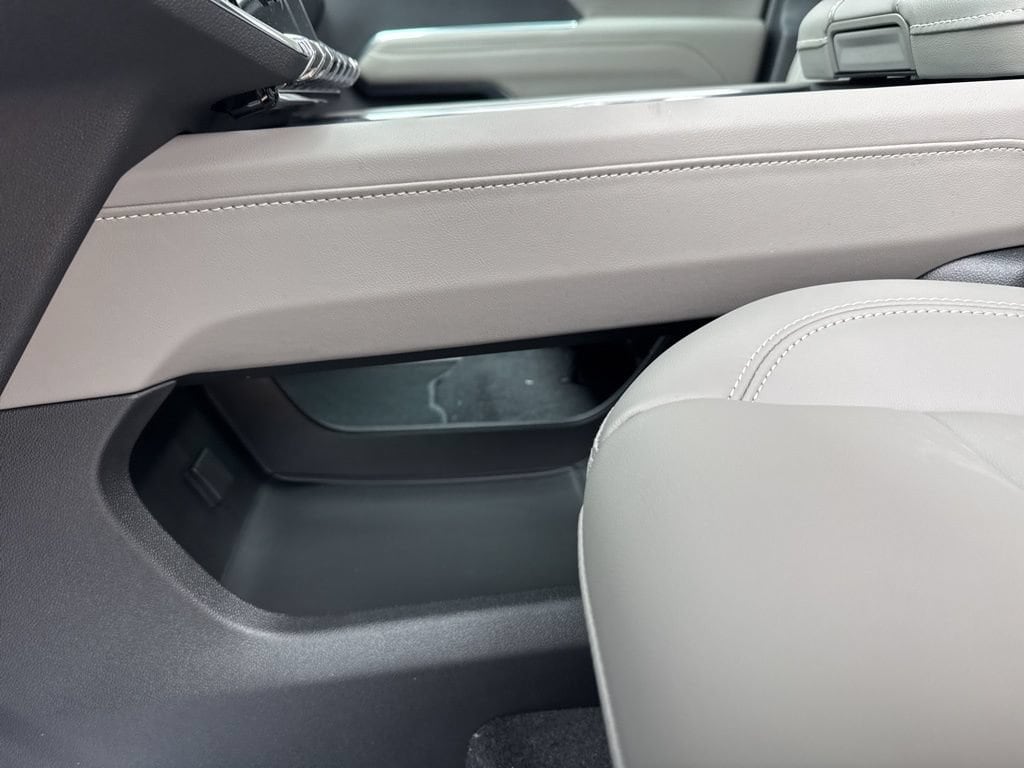 2026 GMC Acadia Elevation - Photo 18