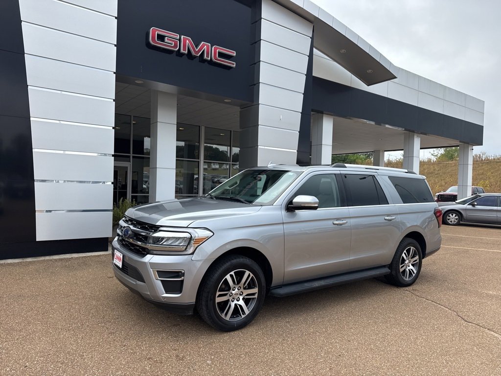 2024 Ford Expedition Limited's photo