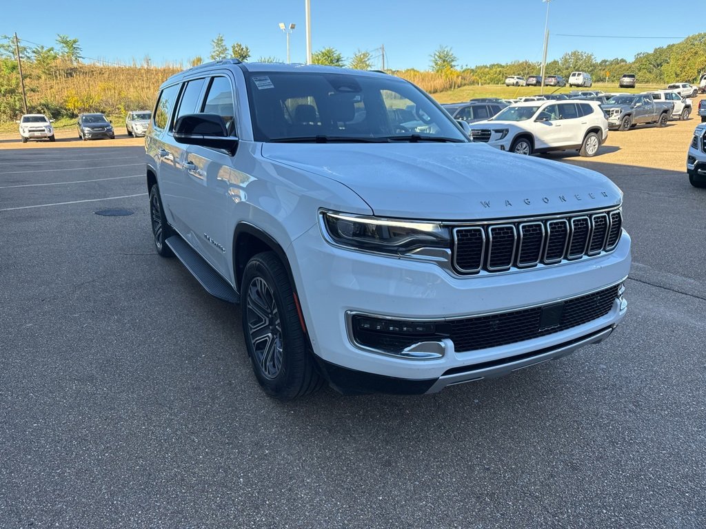 2024 Jeep Wagoneer L Series II photo 2