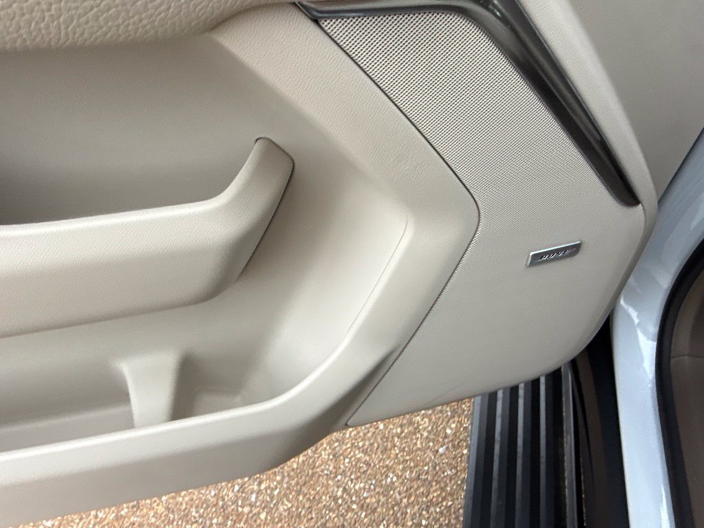 2027 GMC Yukon Denali - Photo 25