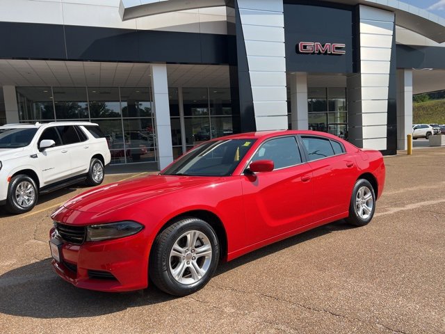 Used 2022 Dodge Charger SXT with VIN 2C3CDXBG8NH235242 for sale in Vicksburg, MS