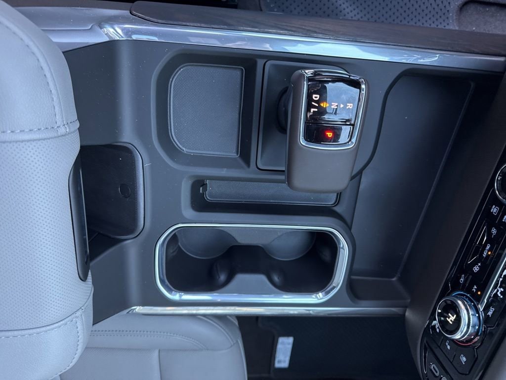 2026 GMC Sierra 1500 SLT - Photo 20
